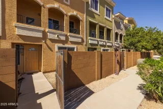 Photo #1: 6828291 Listing 