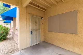 Photo #3: 6828297 Listing