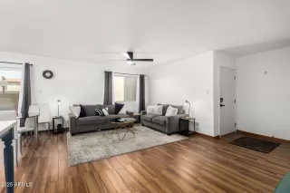 Photo #4: 6828576 Listing