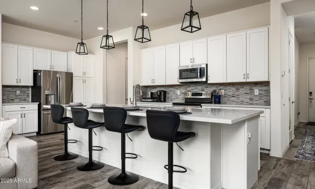 MLS: 6828770 Condo For Sale