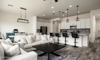 Photo #2: 6828770 Listing 