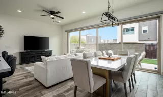 Photo #5: 6828770 Listing 