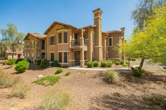 MLS: 6828796 Condo For Sale