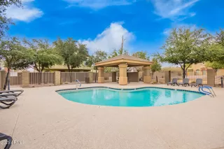 Photo #2: 6828809 Listing