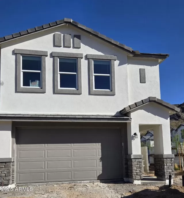 MLS: 6828986 Condo For Sale