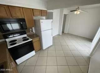 Photo #6: 6829572 Listing