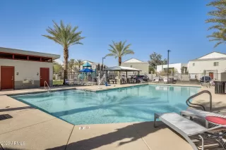 Photo #3: 6829778 Listing 