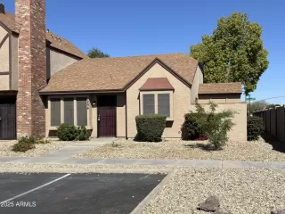 Photo #2: 6829883 Listing