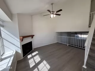 Photo #4: 6829883 Listing