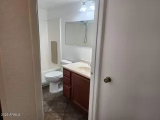 Photo #5: 6829940 Listing 