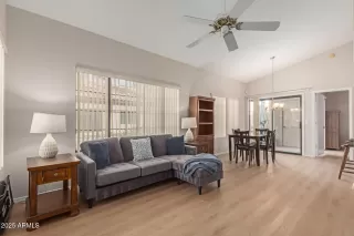 Photo #3: 6830264 Listing