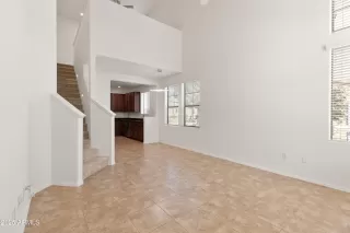 Photo #2: 6830340 Listing