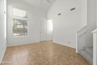 Photo #4: 6830340 Listing