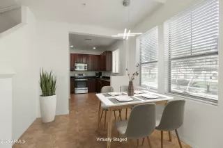 Photo #6: 6830340 Listing