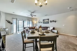 Photo #6: 6830751 Listing