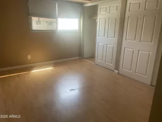 Photo #4: 6830879 Listing