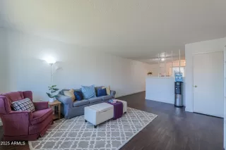 Photo #2: 6831077 Listing 