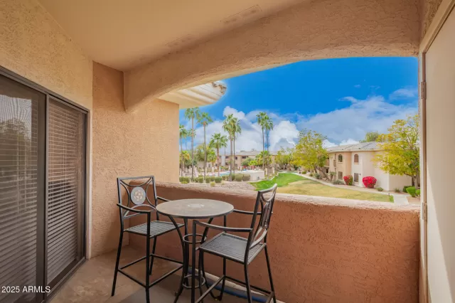 MLS: 6831227 Condo For Sale