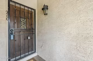 Photo #3: 6831330 Listing