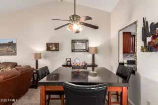 Photo #3: 6831385 Listing