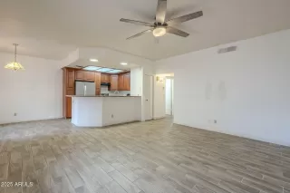 Photo #3: 6831696 Listing