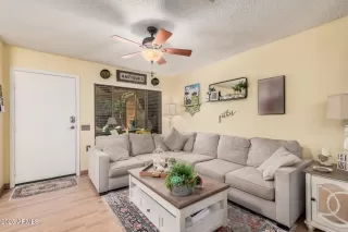 Photo #4: 6831993 Listing 