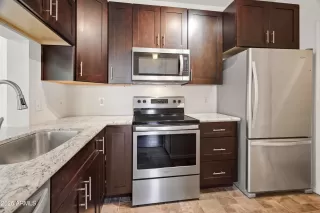 Photo #2: 6832080 Listing