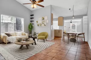 Photo #1: 6832110 Listing 