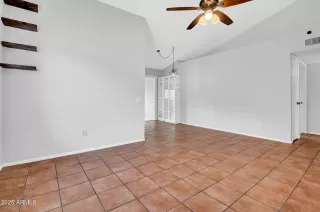 Photo #3: 6832110 Listing 