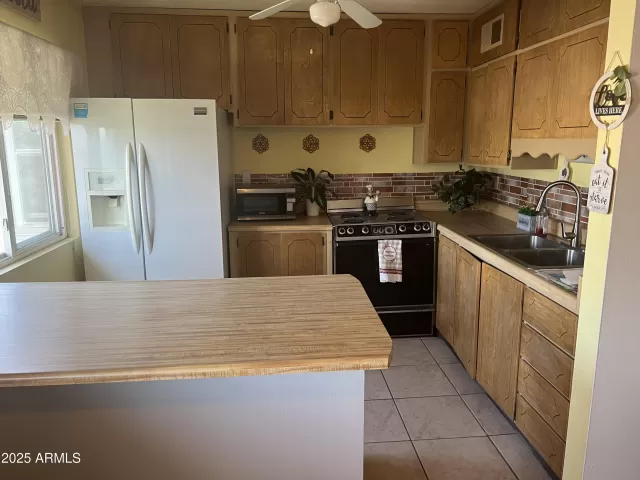 MLS: 6832271 Condo For Sale