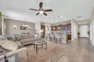 Photo #6: 6832731 Listing 