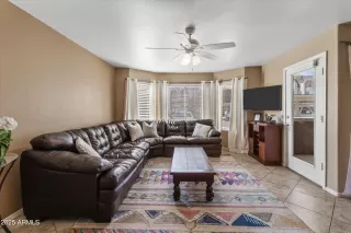 Photo #4: 6833045 Listing 