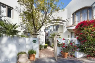 More Details about MLS # 6833090 : 4955 E INDIAN SCHOOL ROAD#5