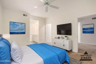 Photo #2: 6833141 Listing