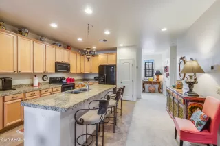 Photo #1: 6833293 Listing