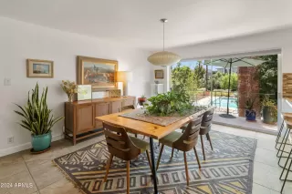 Photo #6: 6833348 Listing 