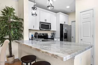 Photo #1: 6833534 Listing