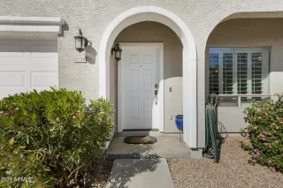 Photo #3: 6833634 Listing 