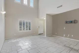 Photo #5: 6833634 Listing 