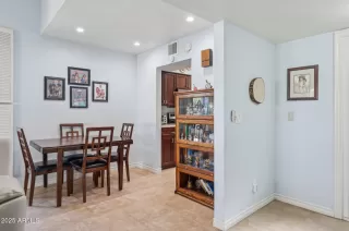 Photo #4: 6833966 Listing 