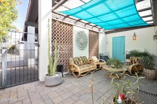 Photo #2: 6833992 Listing