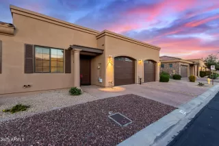 Photo #1: 6834000 Listing 