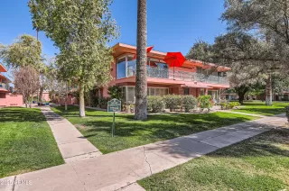 Photo #1: 6834274 Listing