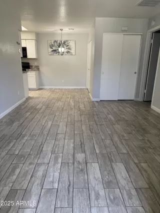 Photo #4: 6834495 Listing