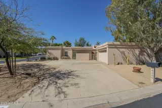 Photo #1: 6835085 Listing