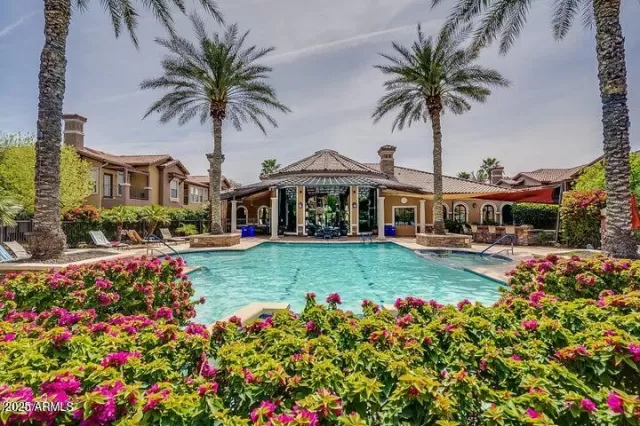 MLS: 6835106 Condo For Sale