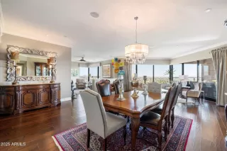 Photo #2: 6835260 Listing