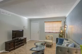 Photo #1: 6835322 Listing