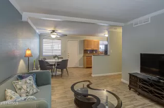 Photo #2: 6835322 Listing