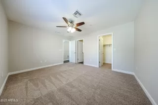 Photo #4: 6835425 Listing 